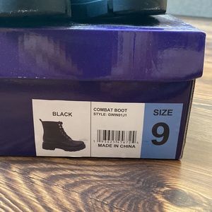 Madden girl boots, never worn